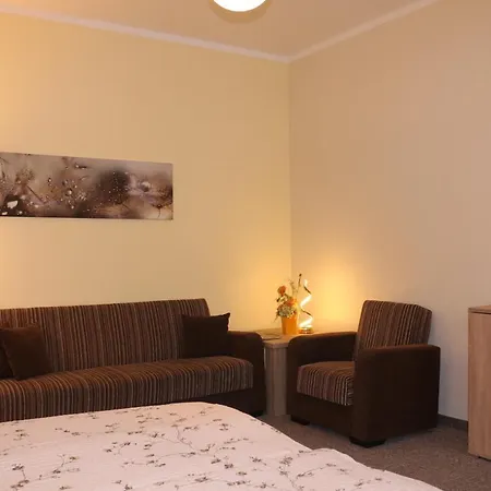 Homely Christiana Mariënbad